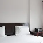 Simply Homey Studio At Gateway Pasteur Apartment Near Exit Toll By Travelio